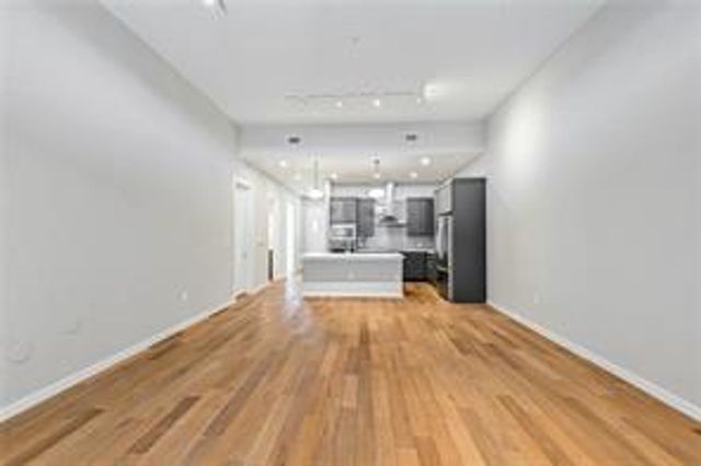5921 Hiline RD 1203, Austin, TX 78734