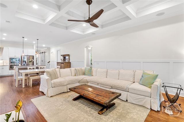370 Blackjack Oak Drive W, Richmond Hill, GA 31324