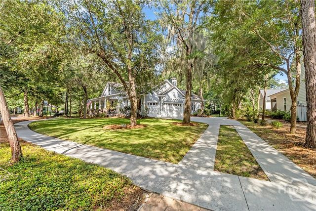370 Blackjack Oak Drive W, Richmond Hill, GA 31324