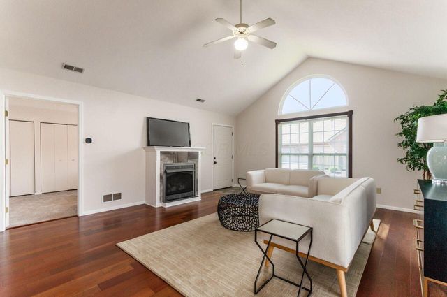 1244 Amberlea Drive E, 18, Columbus, OH 43230
