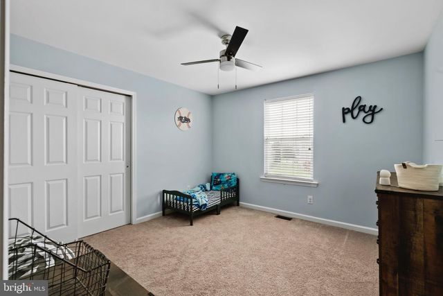 195 WESTBURY DR, Gilbertsville, PA 19525
