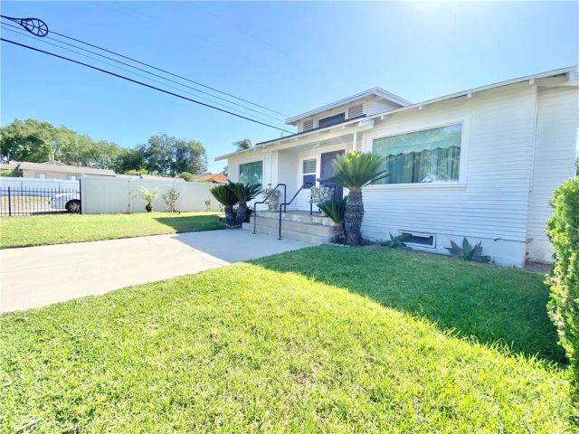 412 E Grand Boulevard, Corona, CA 92879
