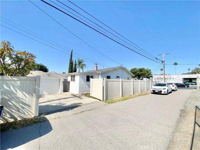 412 E Grand Boulevard, Corona, CA 92879