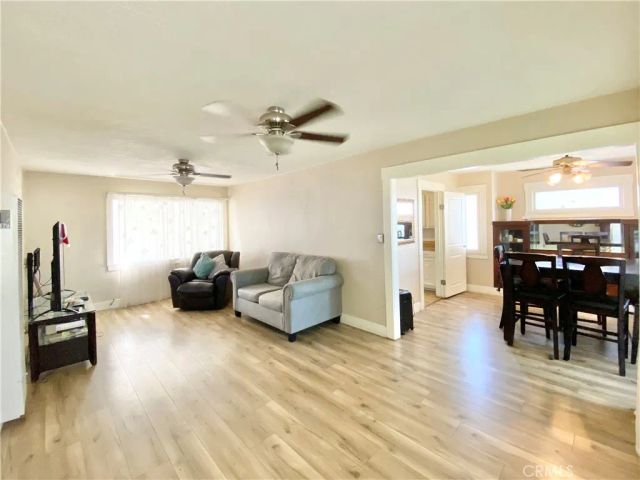 412 E Grand Boulevard, Corona, CA 92879