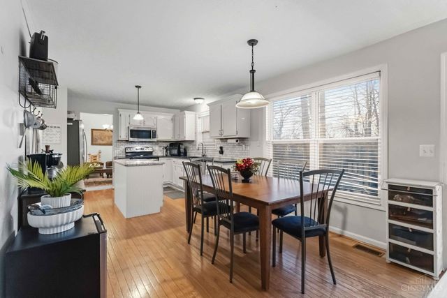 125 Paddle Wheel Drive, New Richmond, OH 45157