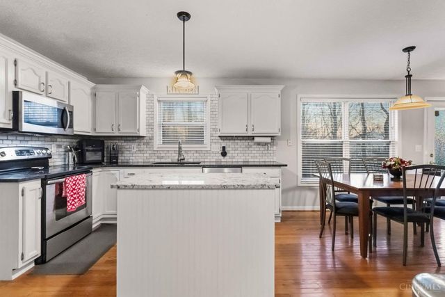 125 Paddle Wheel Drive, New Richmond, OH 45157