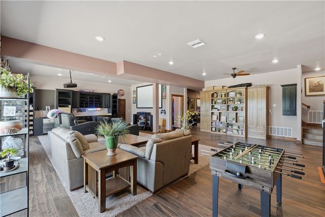 496 Madison 1556, Eureka Springs, AR 72632