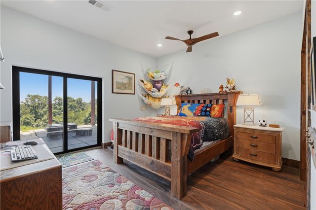 496 Madison 1556, Eureka Springs, AR 72632