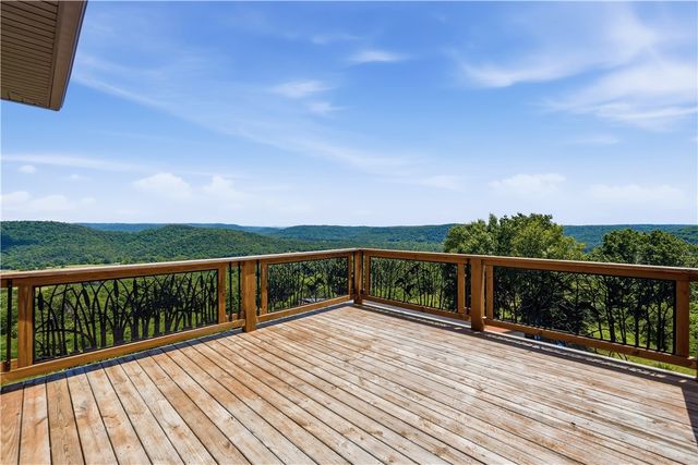 496 Madison 1556, Eureka Springs, AR 72632