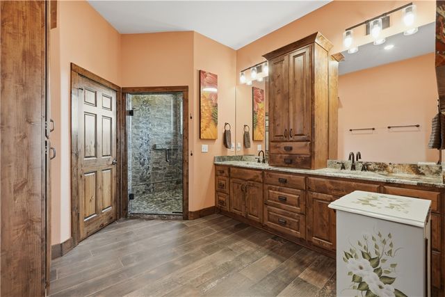 496 Madison 1556, Eureka Springs, AR 72632