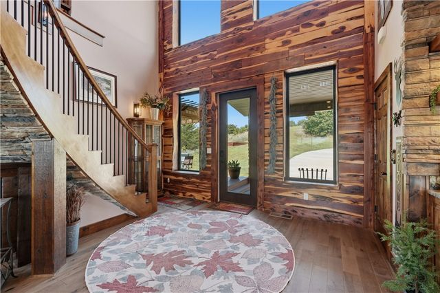 496 Madison 1556, Eureka Springs, AR 72632