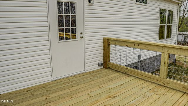 850 Meadow View Road, Bristol, TN 37620