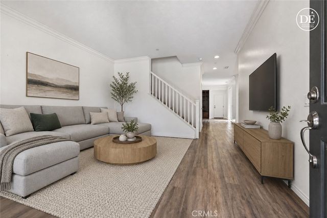 3258 London, Oxnard, CA 93036