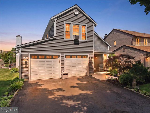 12 PEBBLE DR, Horsham, PA 19044