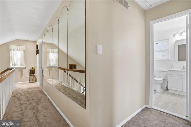 12 PEBBLE DR, Horsham, PA 19044