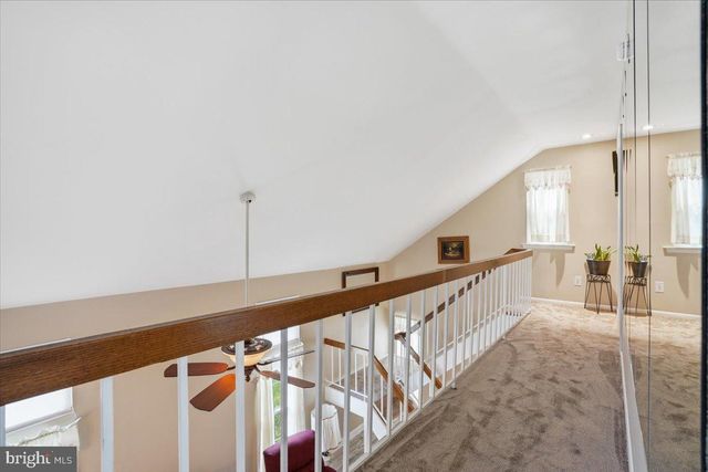 12 PEBBLE DR, Horsham, PA 19044