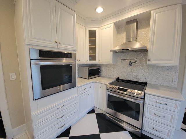 355 CLAY ST, Oakland, TN 38060