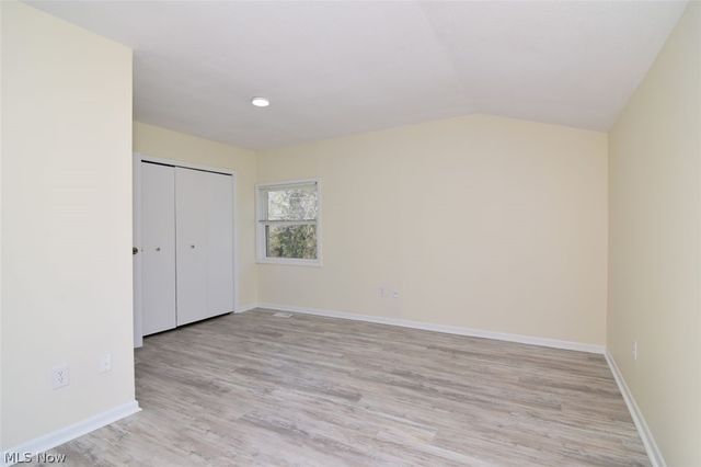 35755 Miles Road, Moreland Hills, OH 44022