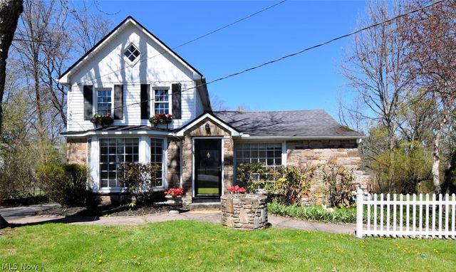 35755 Miles Road, Moreland Hills, OH 44022