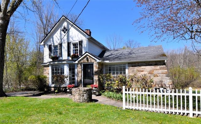 35755 Miles Road, Moreland Hills, OH 44022