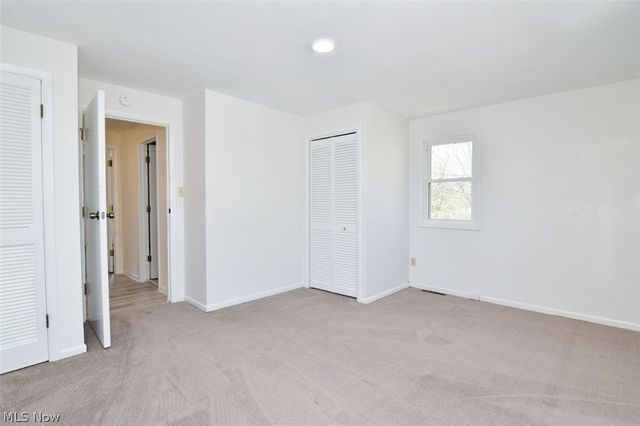 35755 Miles Road, Moreland Hills, OH 44022