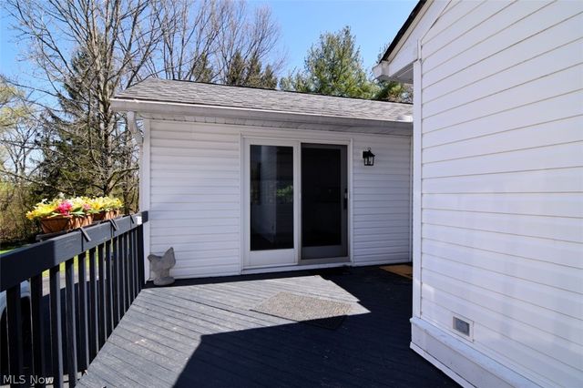 35755 Miles Road, Moreland Hills, OH 44022