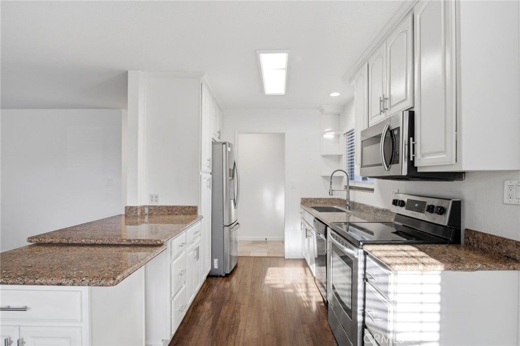 Image 10 of property listing at 680 Sherri, Turlock, CA 95382