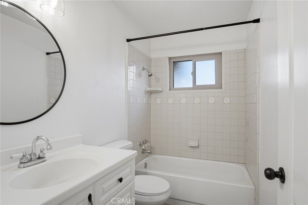 Image 17 of property listing at 680 Sherri, Turlock, CA 95382