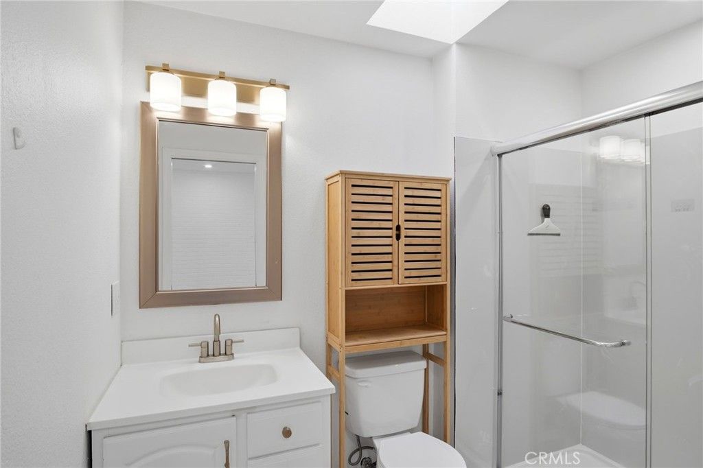 Image 22 of property listing at 680 Sherri, Turlock, CA 95382