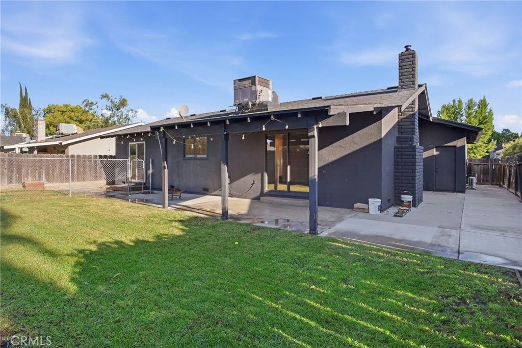 Image 27 of property listing at 680 Sherri, Turlock, CA 95382