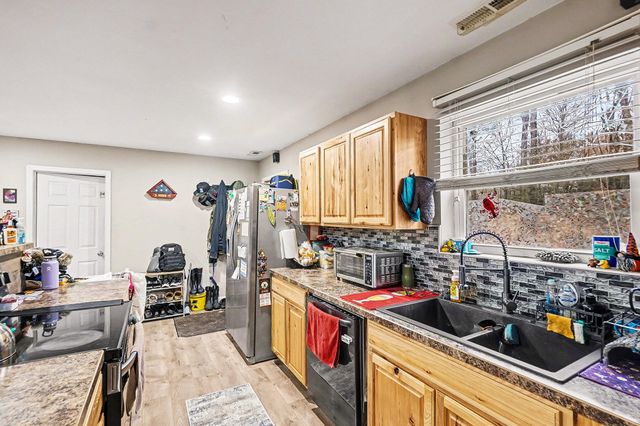 1147 S Bingham Avenue, Sheridan Twp, MI 49349