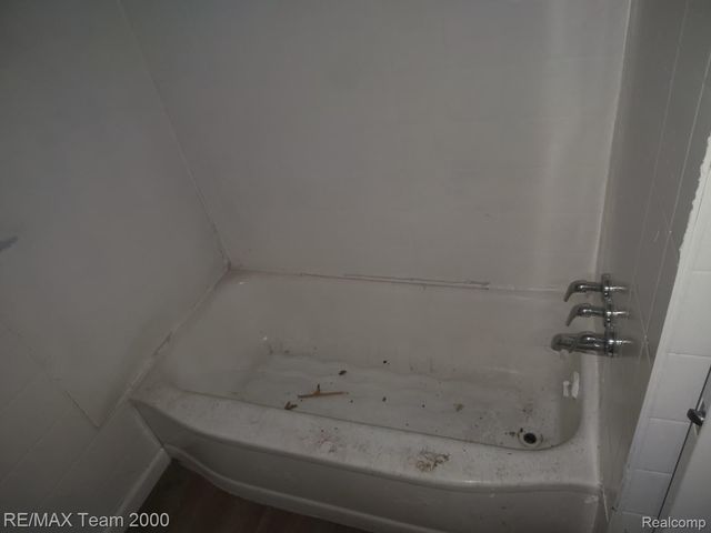 17134 Pembroke Avenue, Detroit, MI 48235