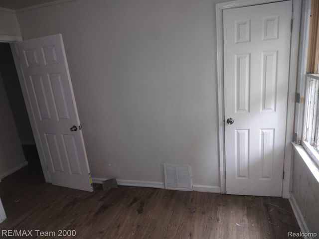 17134 Pembroke Avenue, Detroit, MI 48235