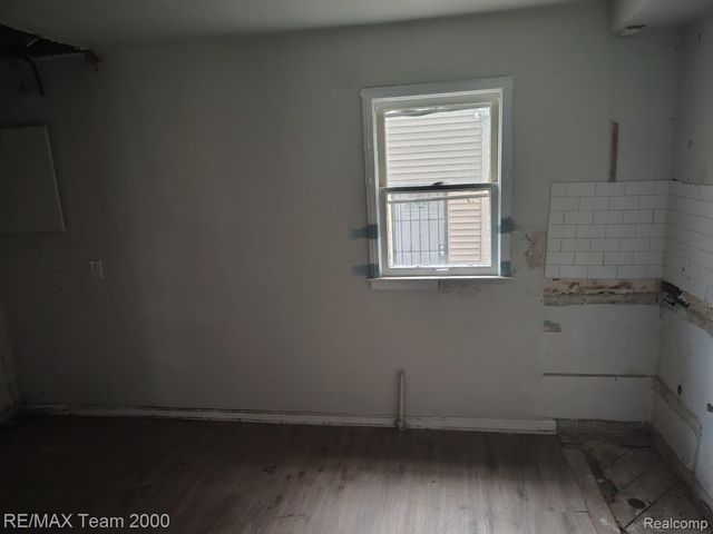 17134 Pembroke Avenue, Detroit, MI 48235
