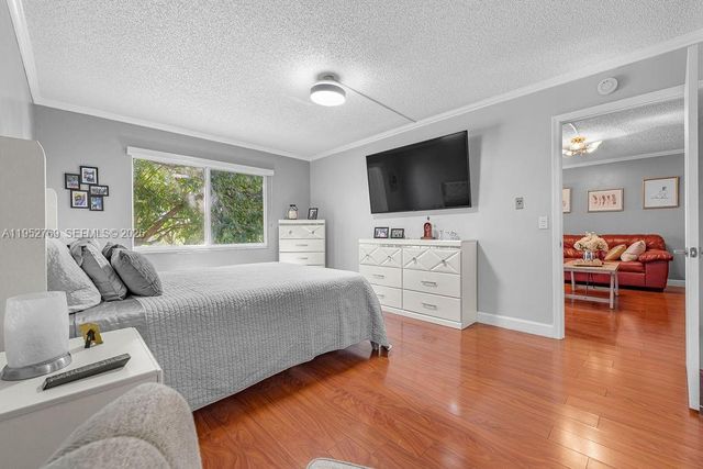 12850 SW 4th Ct 306I, Pembroke Pines, FL 33027