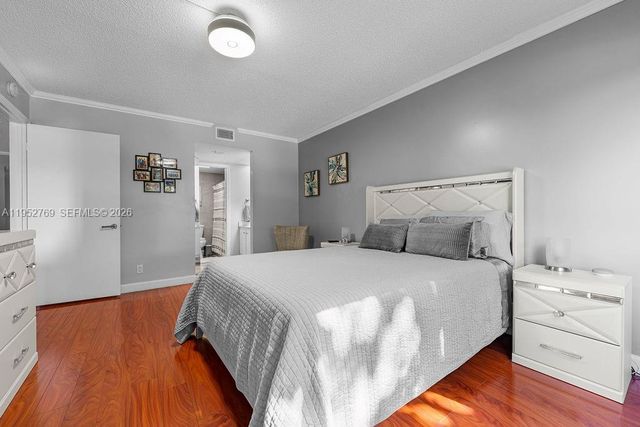 12850 SW 4th Ct 306I, Pembroke Pines, FL 33027