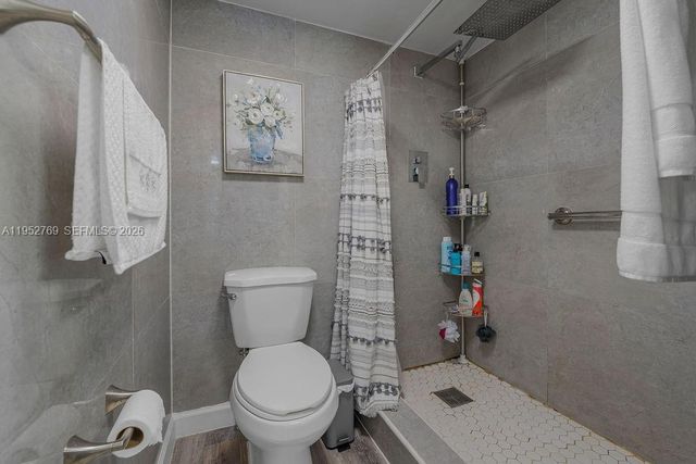 12850 SW 4th Ct 306I, Pembroke Pines, FL 33027