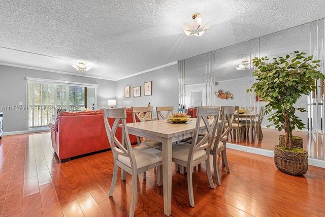 12850 SW 4th Ct 306I, Pembroke Pines, FL 33027