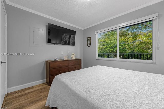 12850 SW 4th Ct 306I, Pembroke Pines, FL 33027