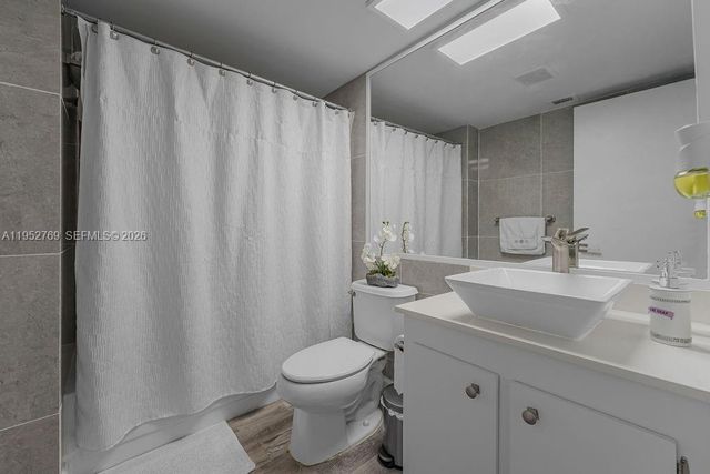 12850 SW 4th Ct 306I, Pembroke Pines, FL 33027