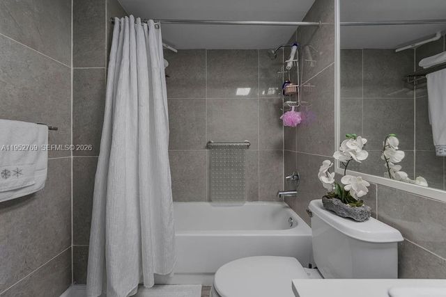 12850 SW 4th Ct 306I, Pembroke Pines, FL 33027