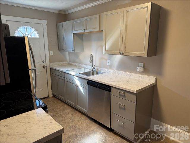 1458 Anderson Street B, Charlotte, NC 28205