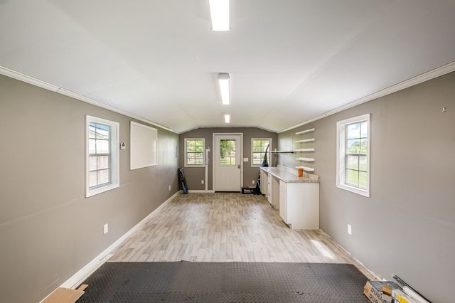 1150 Kingwood Ln, Rockvale, TN 37153