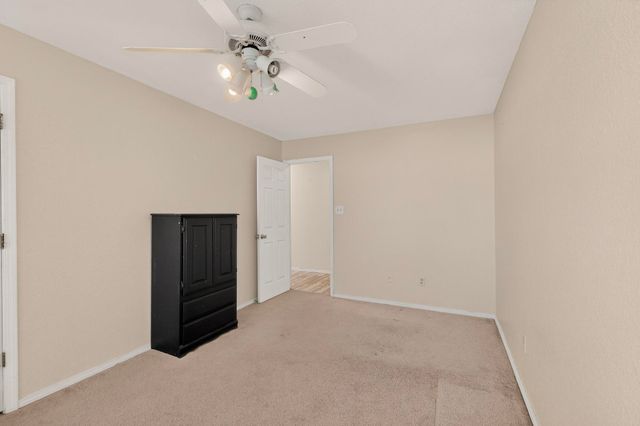 355 Esperanza Drive, Bosque Farms, NM 87068