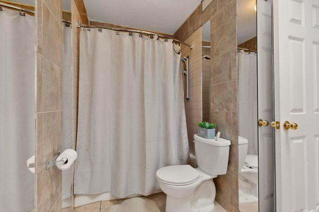 355 Esperanza Drive, Bosque Farms, NM 87068