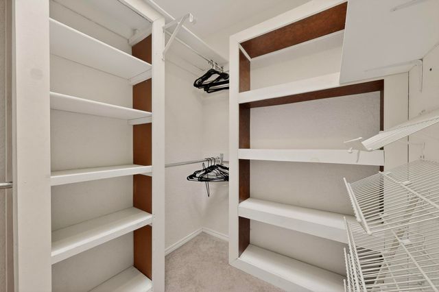 355 Esperanza Drive, Bosque Farms, NM 87068