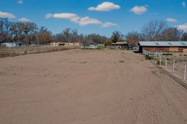 355 Esperanza Drive, Bosque Farms, NM 87068