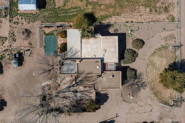 355 Esperanza Drive, Bosque Farms, NM 87068