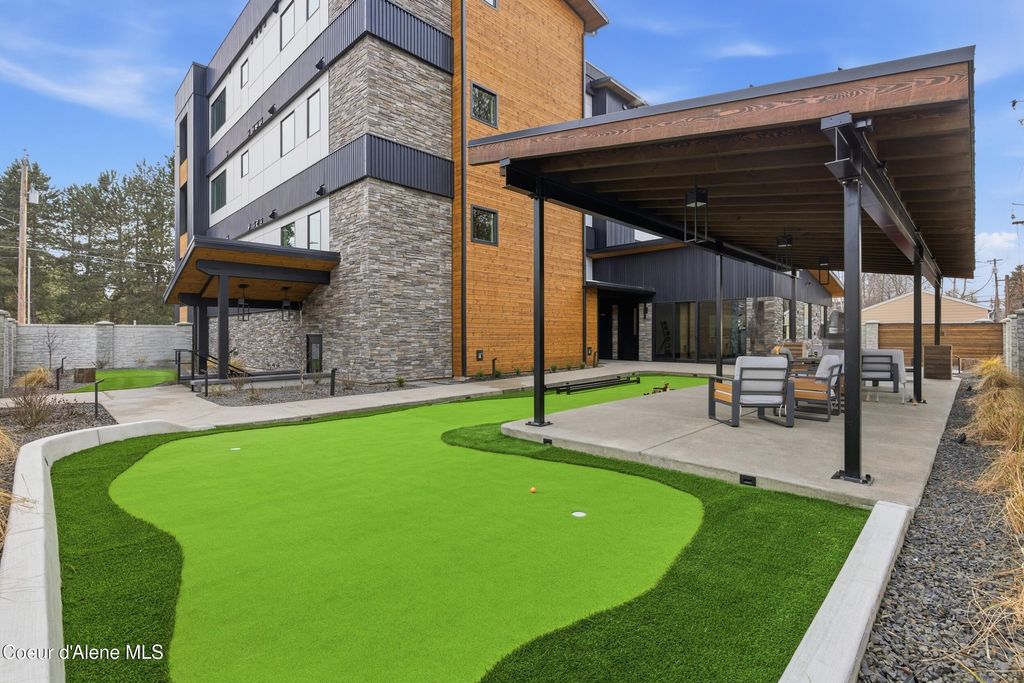 2025 E Mullan Ave, Coeur d'Alene, ID 83814