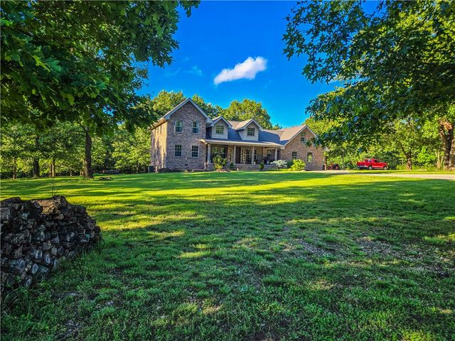 4342 Harmon Road, Harrison, AR 72601
